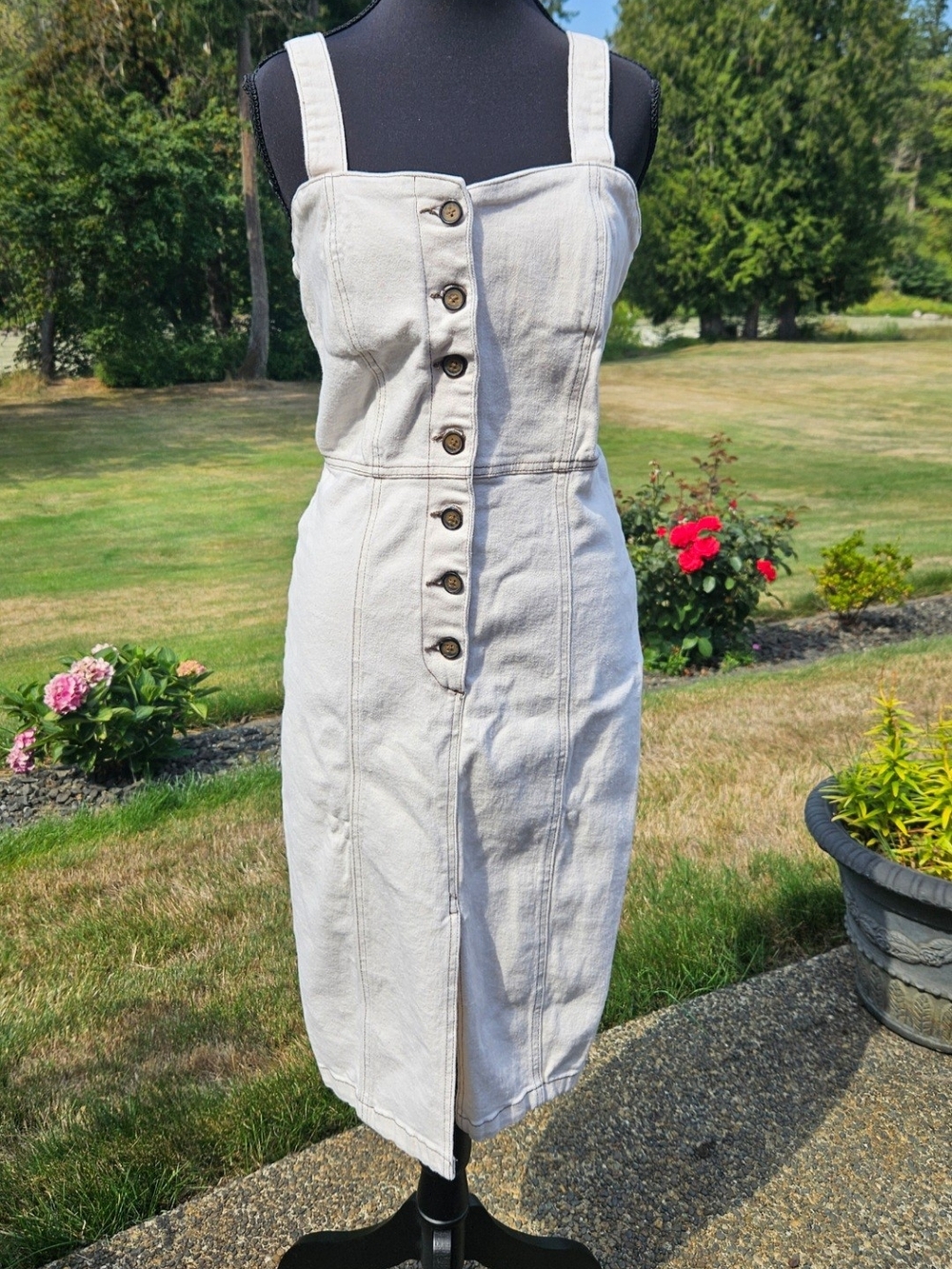 Zara Cream/Tan High-waist Denim Dress Size M Perfect for any Occasions